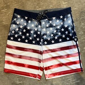 NWOT Hurley Men's Stars and Stripes Swim Shorts - 34